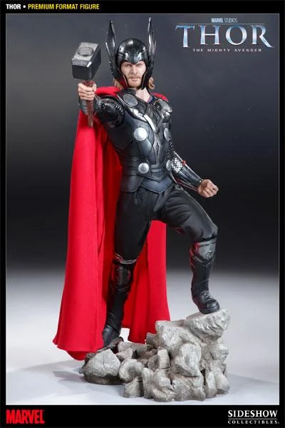 SIDESHOW COLLECTIBLES - THOR