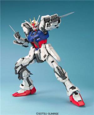 bandai-model-kit-perfect-grade-strike-gundam