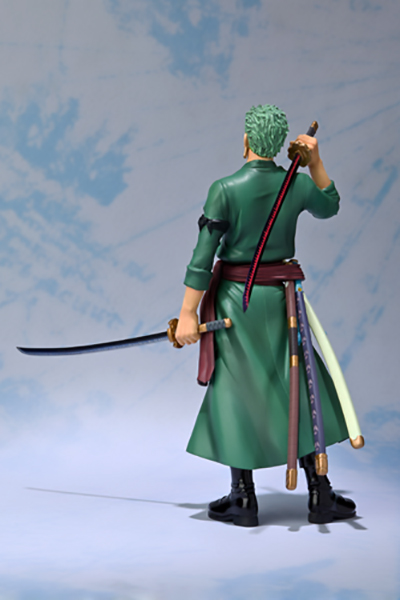 ONE PIECE ZERO ZORO NEW WORLD FIGUARTS