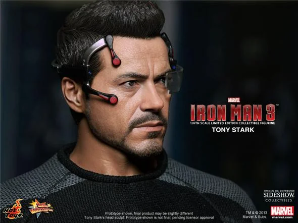 1/6 HOT TOYS - TONY STARK FROM IRON MAN 3