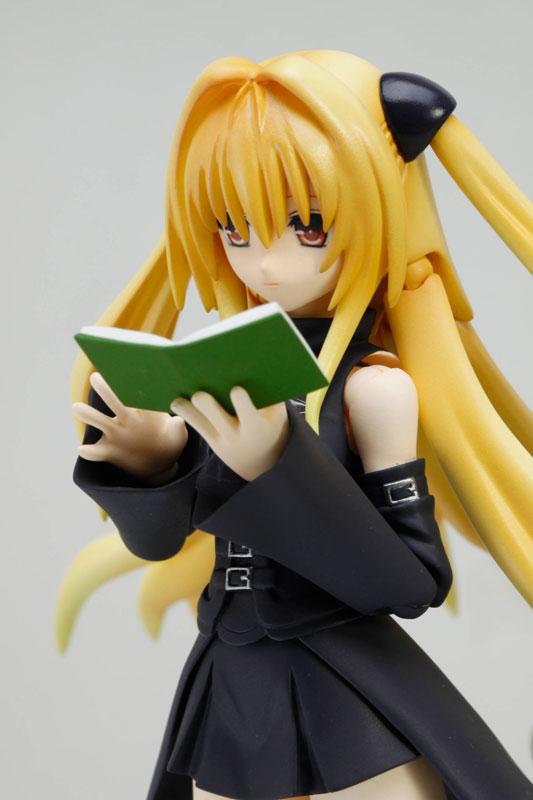S.H. FIGUARTS TO LOVE RU DARKNESS KONJIKI NO YAMI