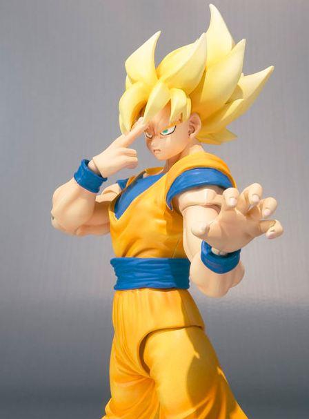 S.H. FIGUARTS DRAGON BALL Z SON GOKU SUPERSAIYAN