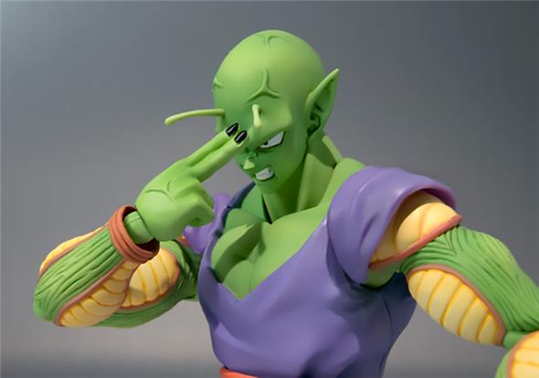 S.H. FIGUARTS DRAGON BALL Z PICCOLO