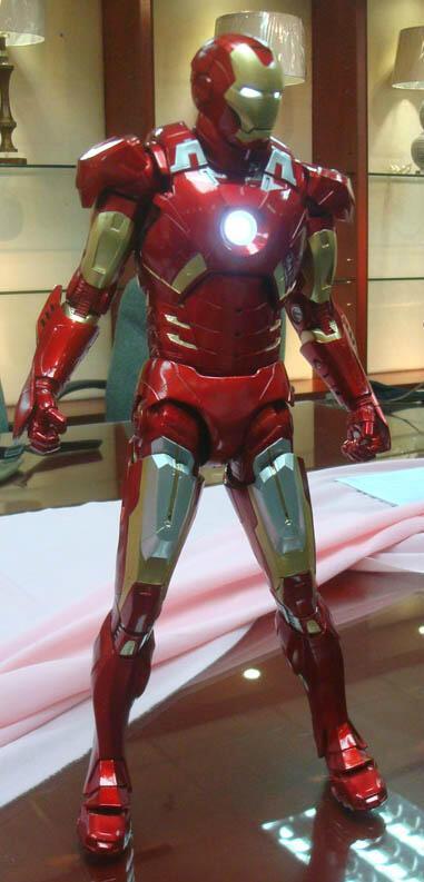 1/4 AVENGERS IRON MAN