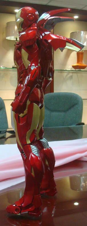 1/4 AVENGERS IRON MAN