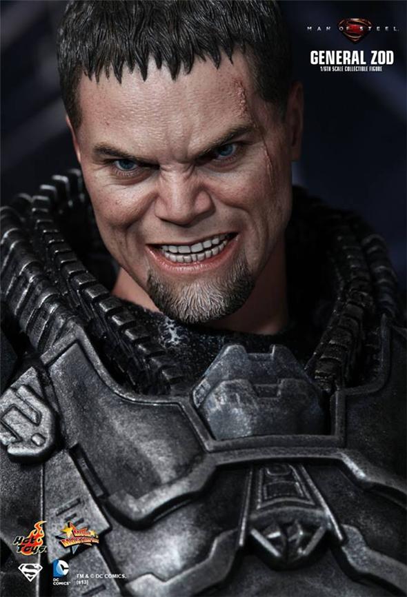 1/6 HOT TOYS - MAN OF STEEL GENERAL ZOD