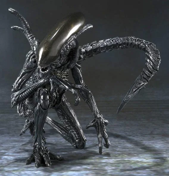 SH MONSTERARTS - MONSTERARTS AVP ALIEN WARRIOR