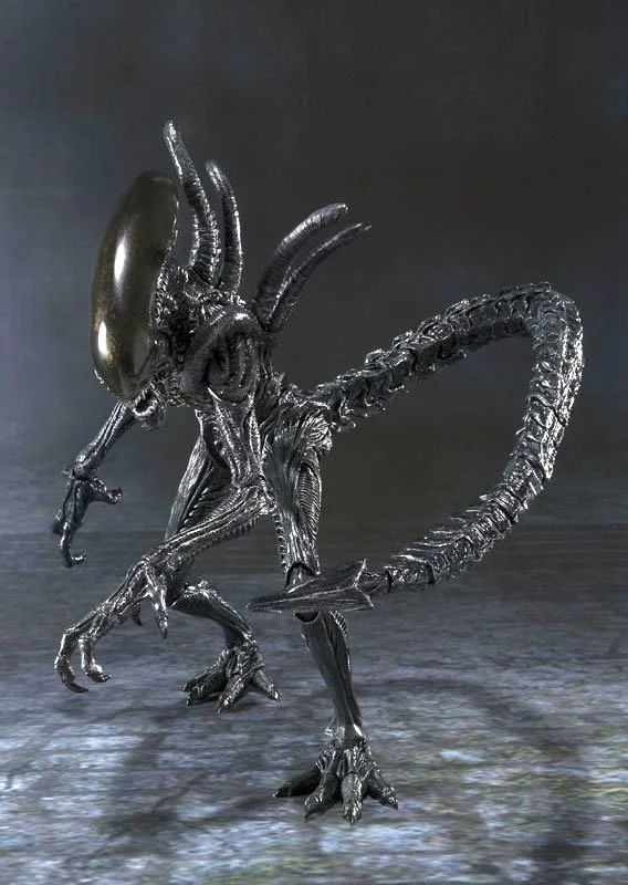 SH MONSTERARTS - MONSTERARTS AVP ALIEN WARRIOR