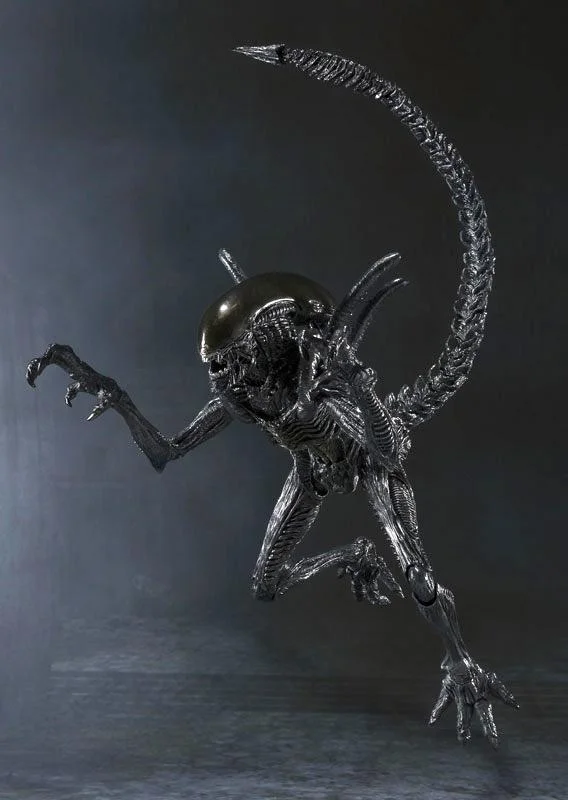 SH MONSTERARTS - MONSTERARTS AVP ALIEN WARRIOR