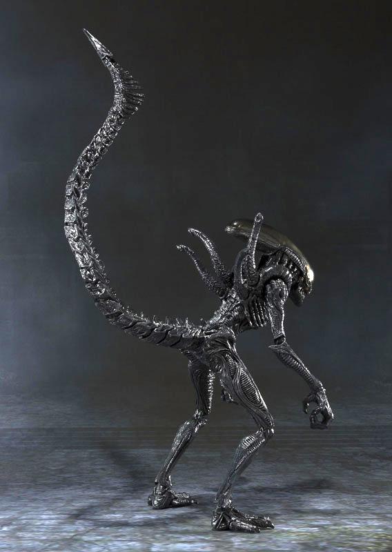 SH MONSTERARTS - MONSTERARTS AVP ALIEN WARRIOR