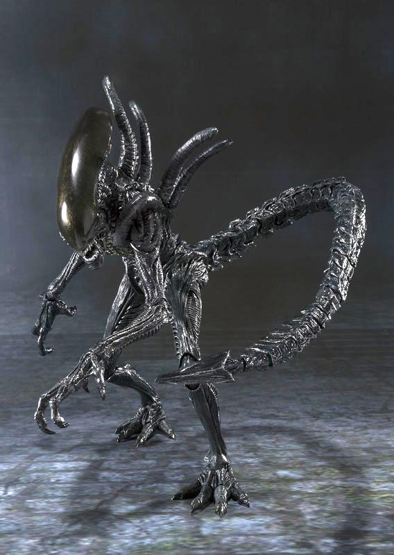 SH MONSTERARTS - MONSTERARTS AVP ALIEN WARRIOR