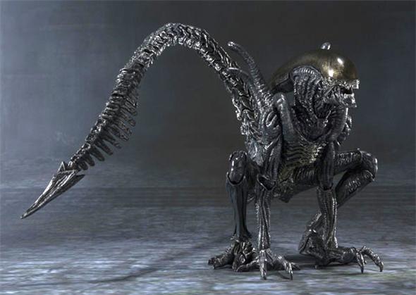 SH MONSTERARTS - MONSTERARTS AVP ALIEN WARRIOR