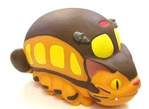 studio-ghibli-totoro-nekobus-salvadanaio