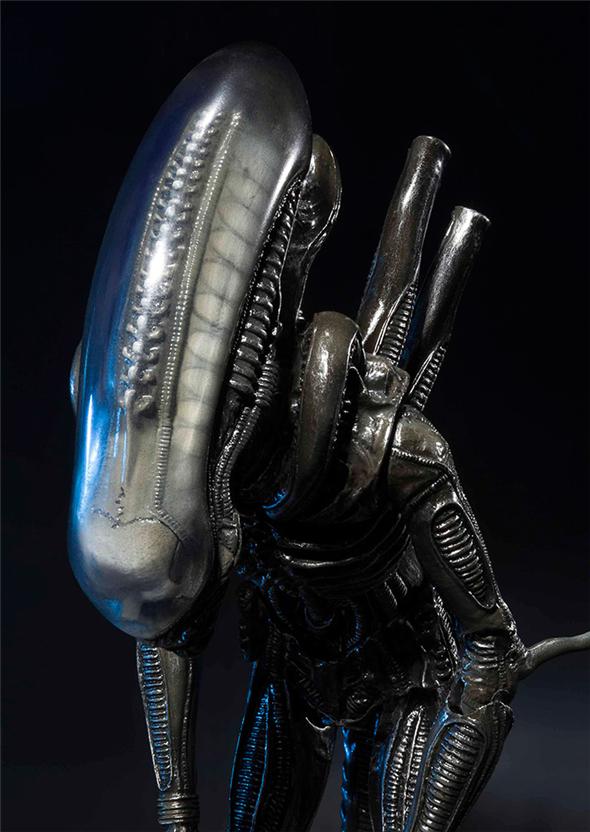 MONSTERARTS ALIEN BIG CHAP