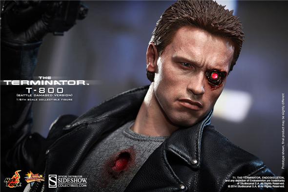 1/6 HOT TOYS - TERMINATOR T-800 BATTLE DAMAGED