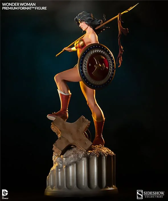 WONDER WOMAN PREMIUM FORMAT FIGURE
