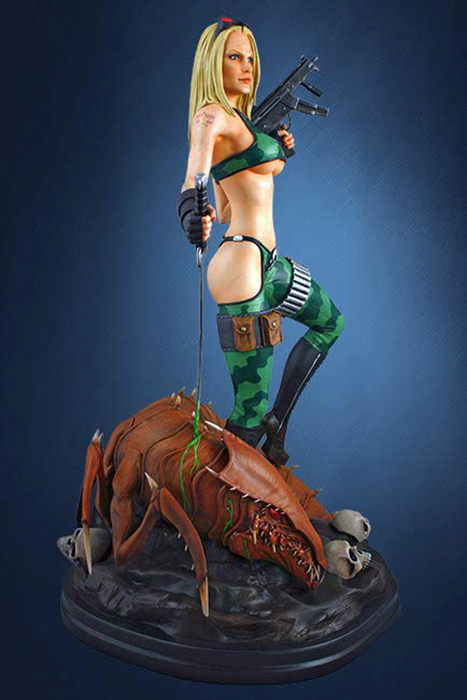 HEAVY METAL ALIEN MARINE GIRL STATUE