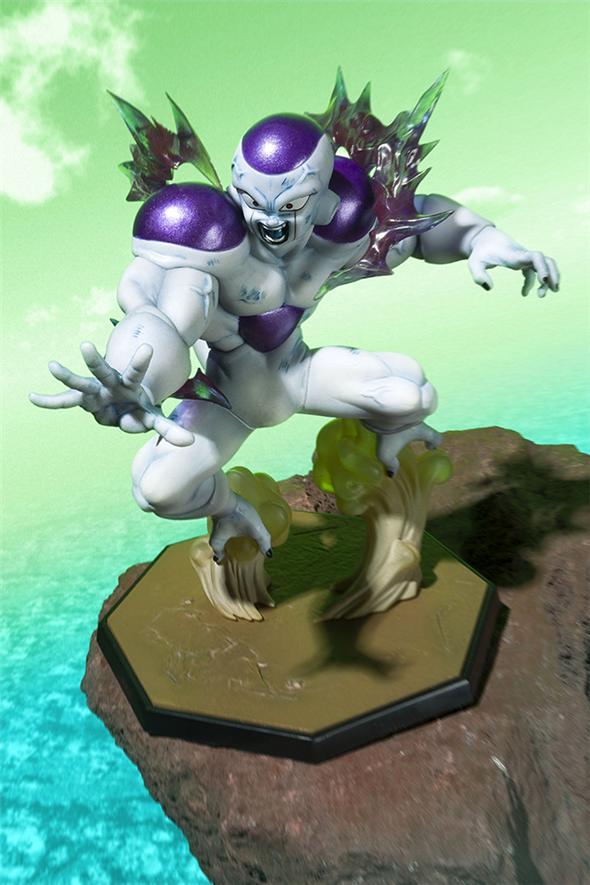 DRAGON BALL Z - FIGUARTS ZERO FRIEZA FINAL FORM WEB EXCLUSIVE