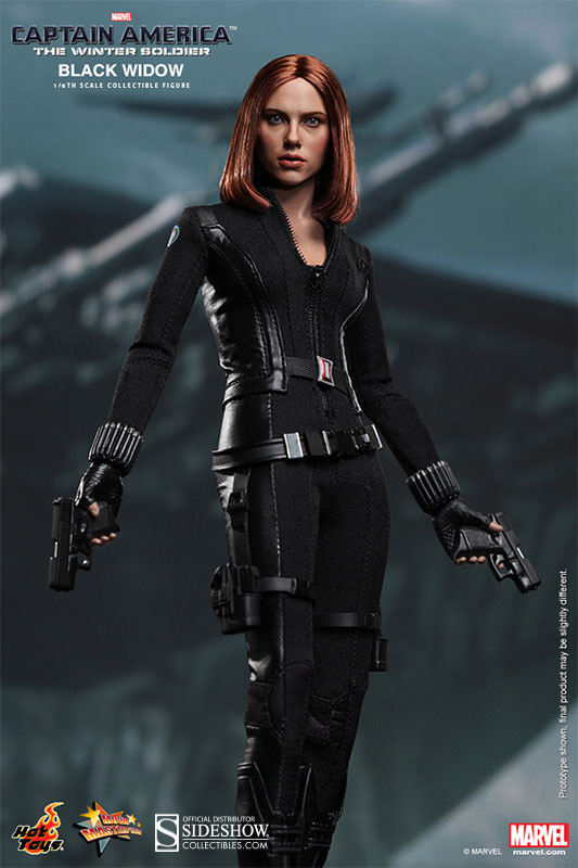 1/6 HOT TOYS - CAPTAIN AMERICA BLACK WIDOW