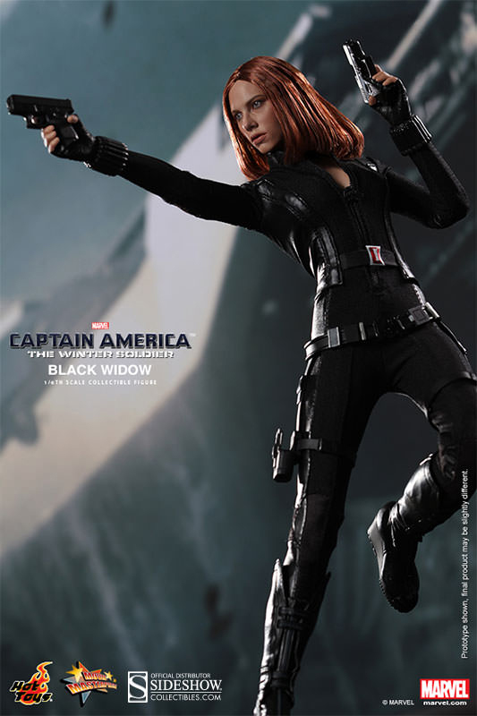 1/6 HOT TOYS - CAPTAIN AMERICA BLACK WIDOW
