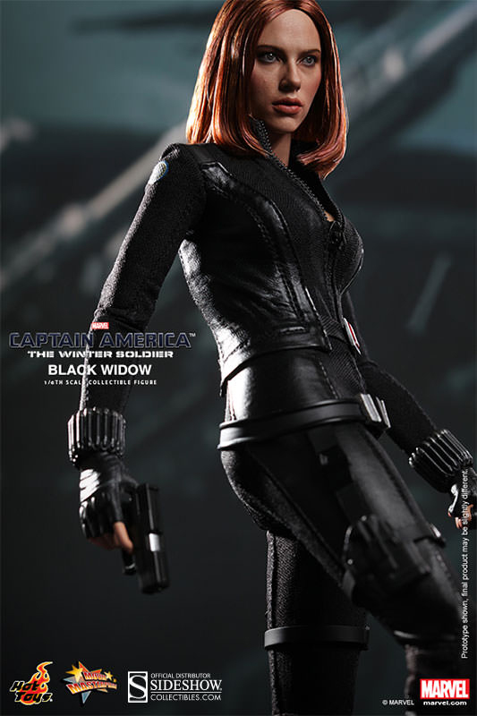 1/6 HOT TOYS - CAPTAIN AMERICA BLACK WIDOW