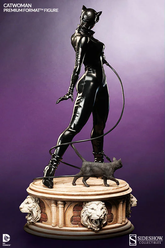 SIDESHOW CATWOMAN PREMIUM FORMAT FIGURE
