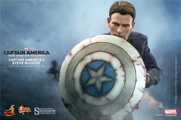 1/6 HOT TOYS - CAPTAIN AMERICA STEALTH S.T.R.I.K.E. & STEVE ROGERS