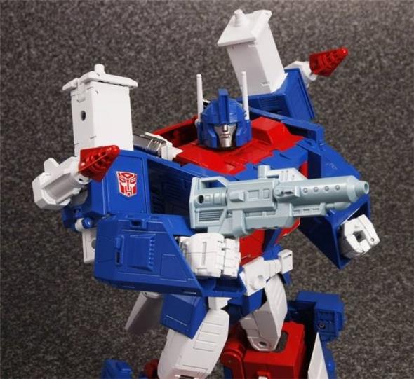 MP-22 ULTRA MAGNUS - RESTOCK 2016