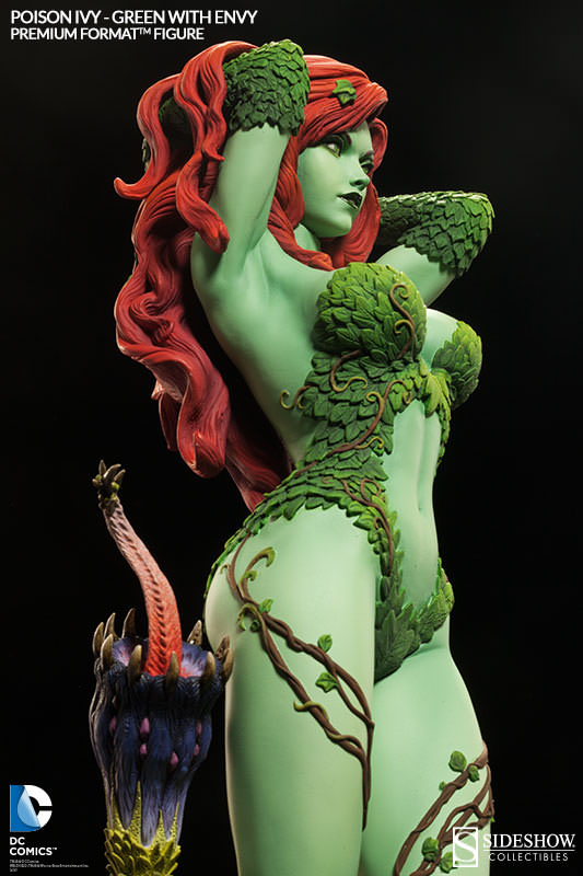 POISON IVY GREEN VER PREM FORM FIG