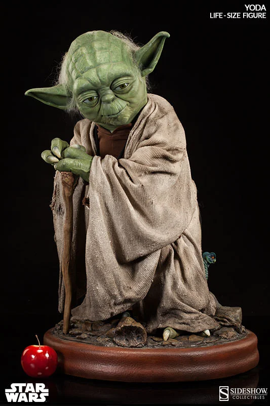 STAR WARS YODA LIFE SIZE FIGURE