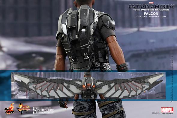 1/6 HOT TOYS - CAPTAIN AMERICA FALCON
