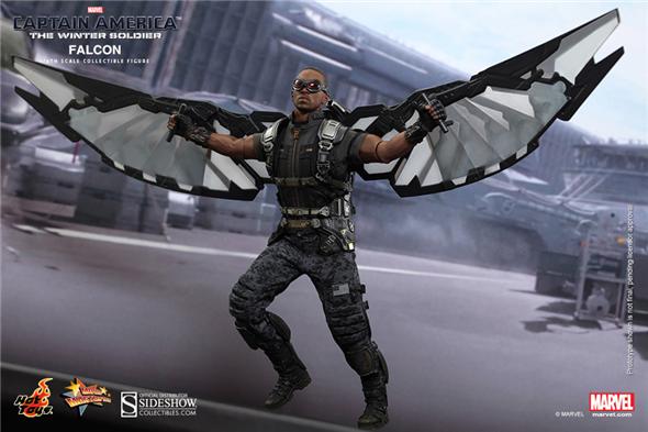 1/6 HOT TOYS - CAPTAIN AMERICA FALCON