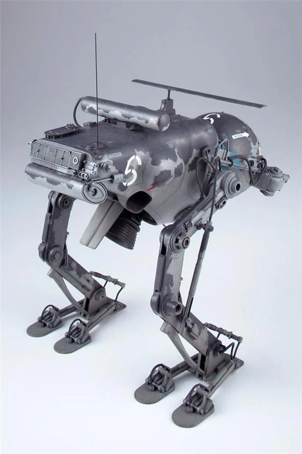 1/20 MASCHINEN KRIEGER LUNA TACTIC LUM 168 MK