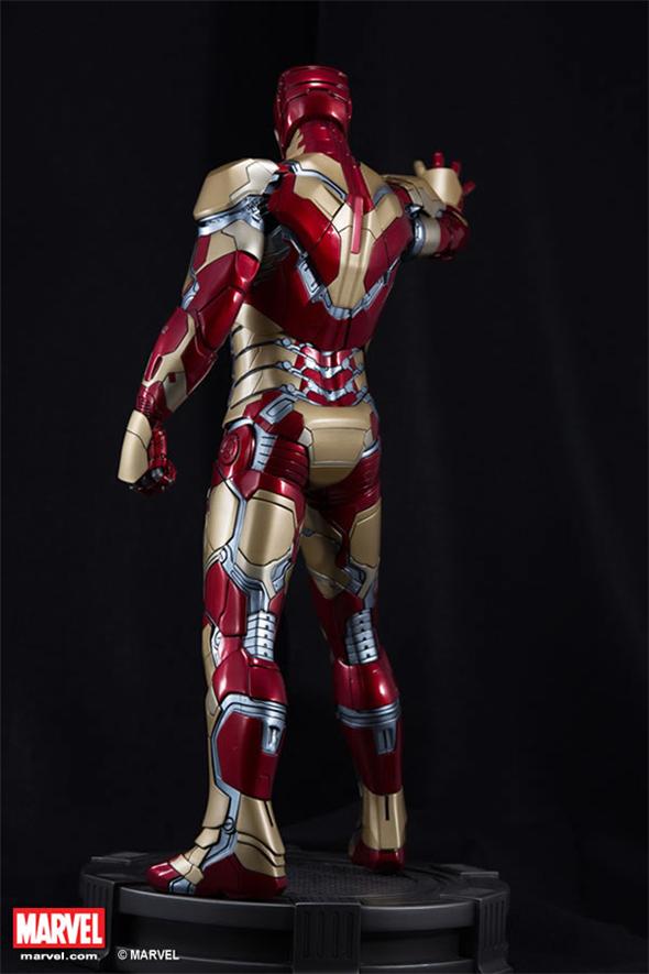 1/4 STATUE (XM STUDIOS) IRON MAN MARK 42