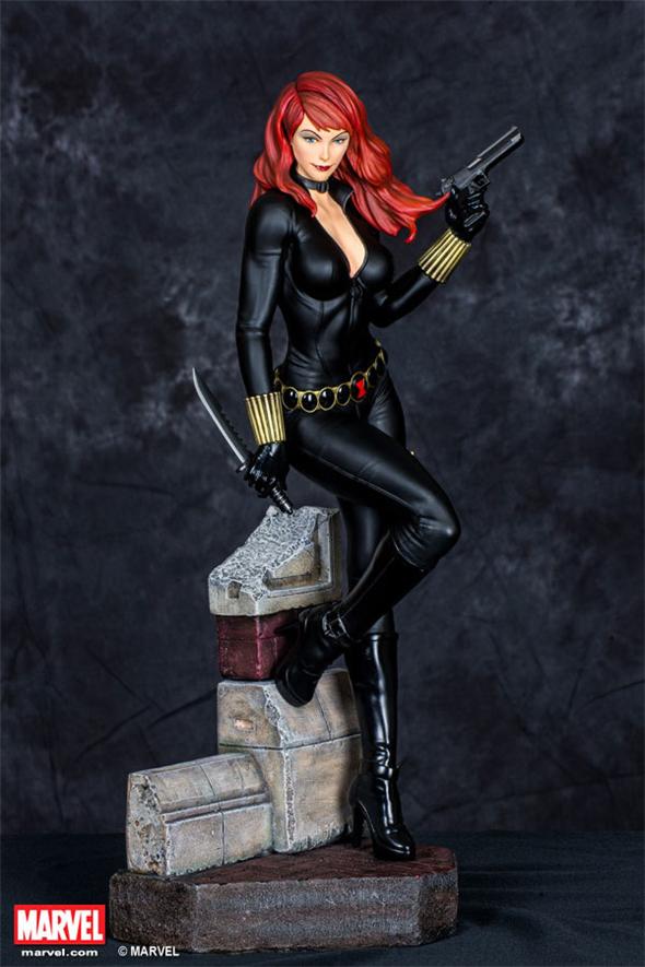 1/4 STATUE (XM STUDIOS) BLACK WIDOW
