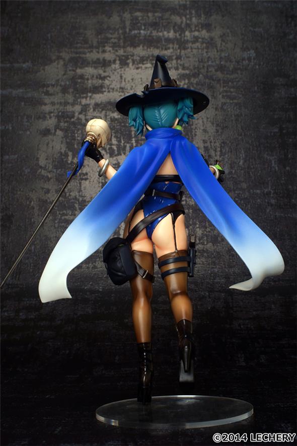 FAIRY TALE VILLAINS WITCH QUEEN PURPLE