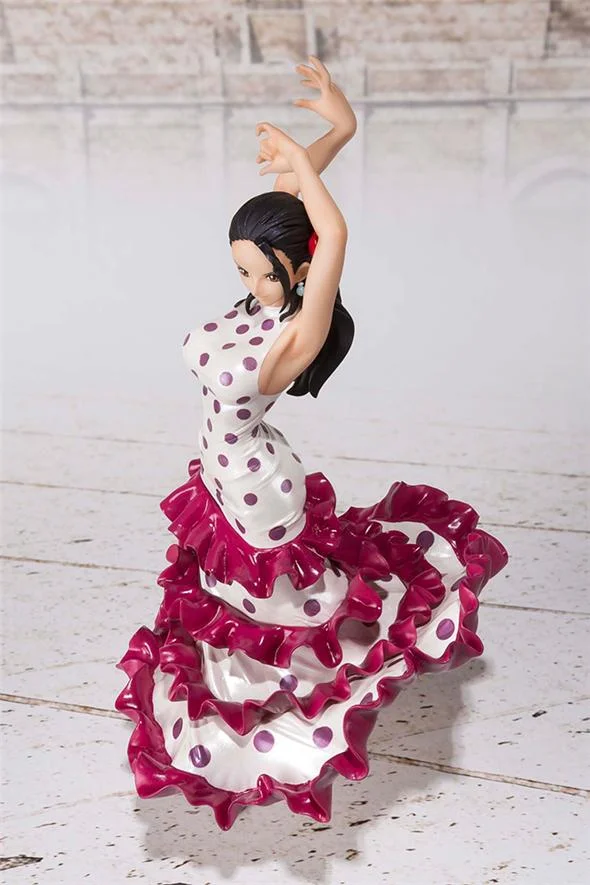 ONE PIECE - FIGUARTS ZERO VIOLET