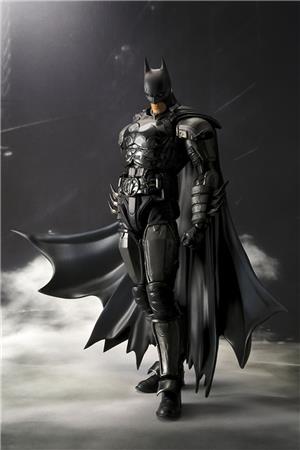 bandai-sh-figuarts-batman-injustice