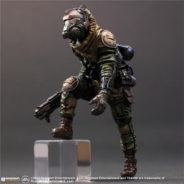 PLAY ARTS KAI - TITANFALL ATLAS