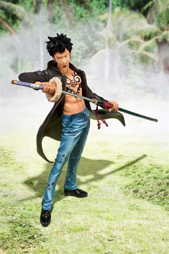 ONE PIECE - FIGUARTS ZERO TRAFALGAR LAW - DRESSROSA