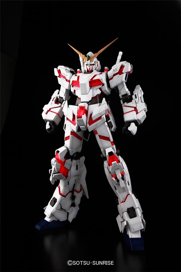 1/60 PERFECT GRADE - GUNDAM UNICORN RX-0