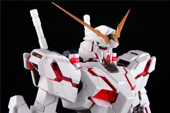 1/60 PERFECT GRADE - GUNDAM UNICORN RX-0