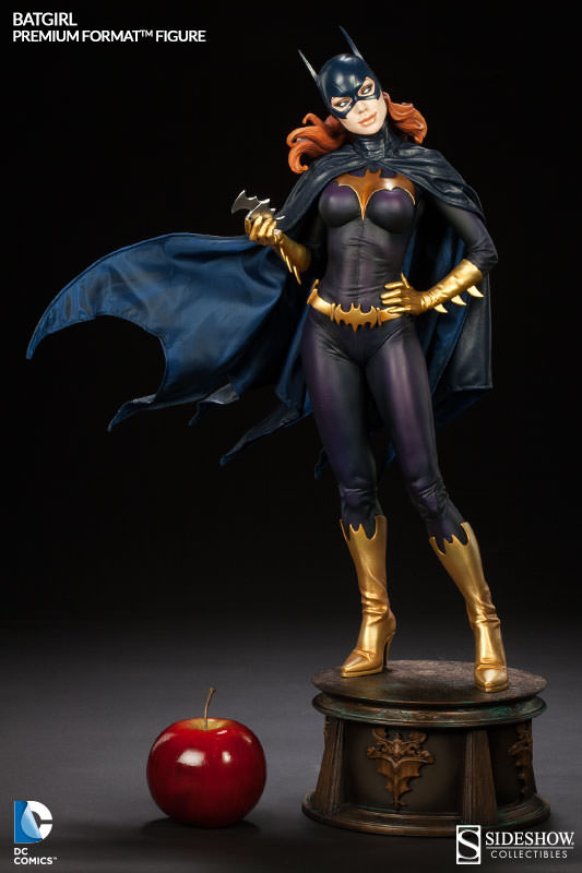 BATGIRL PREMIUM FORMAT FIGURE