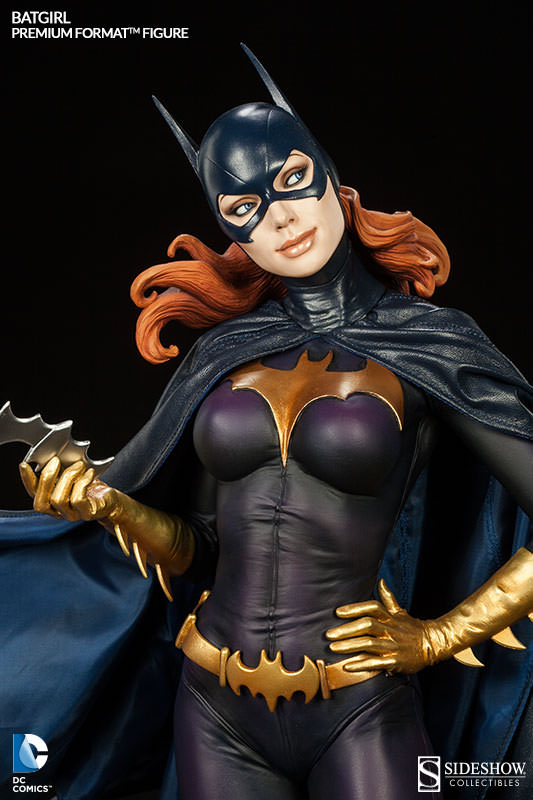 BATGIRL PREMIUM FORMAT FIGURE