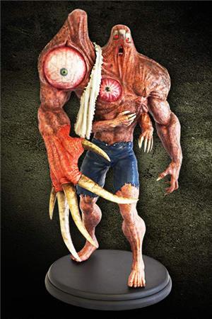 RESIDENT EVIL WILLIAM BIRKIN STATUE