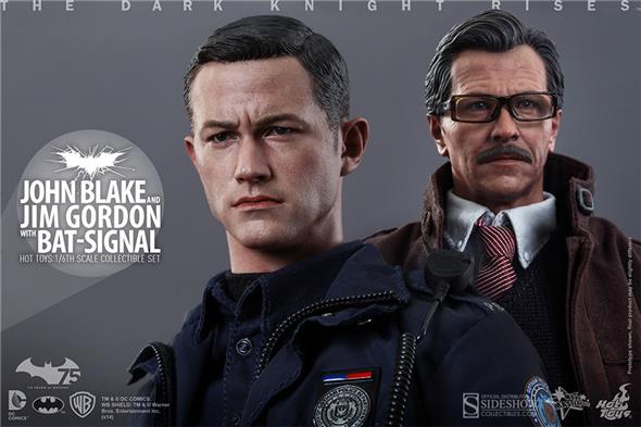 1/6 HOT TOYS - JOHN BLAKE AND JIM GORDON WITH BATSIGNAL