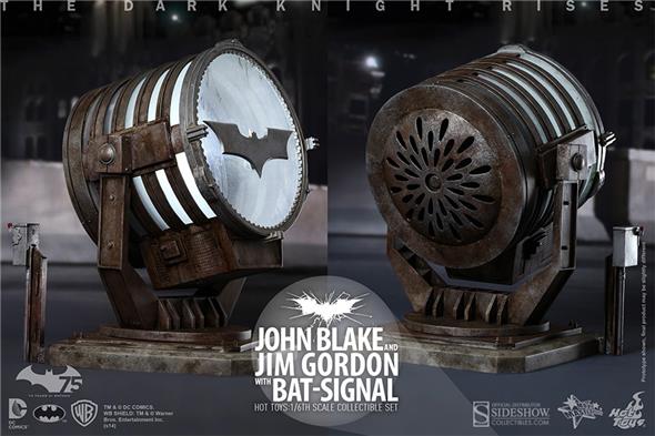 1/6 HOT TOYS - JOHN BLAKE AND JIM GORDON WITH BATSIGNAL