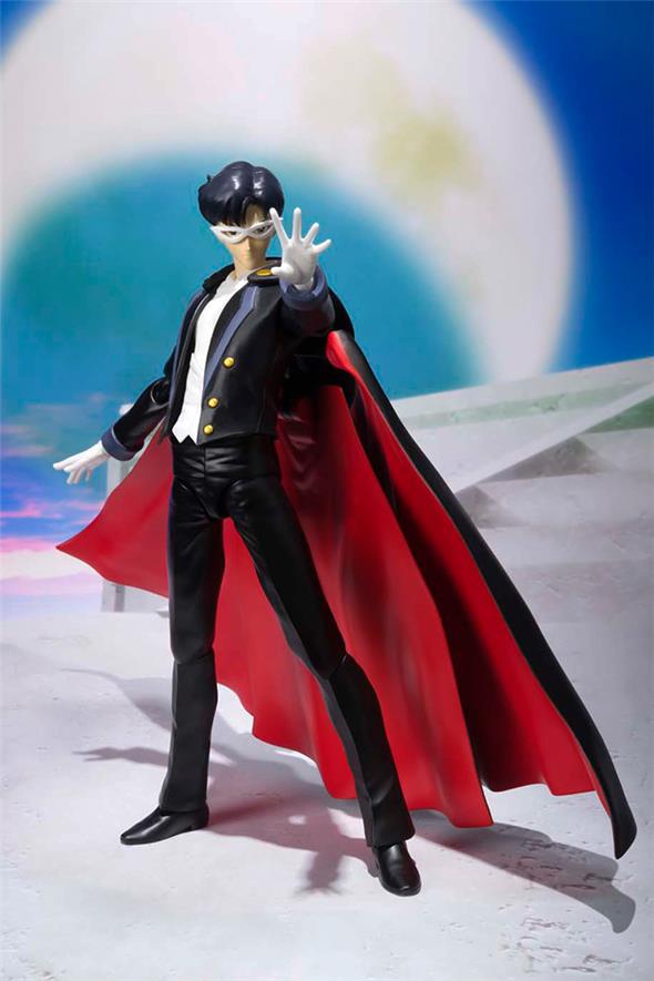 S.H. FIGUARTS SAILOR MOON TUXEDO MASK