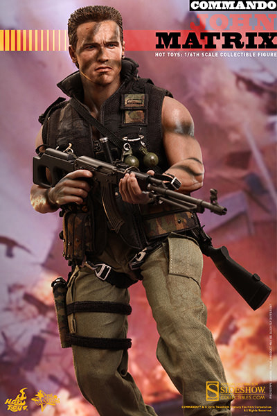 1/6 HOT TOYS - COMMANDO (JOHN MATRIX)