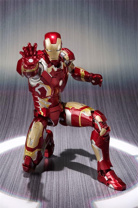 S.H. FIGUARTS AVENGERS 2 IRON MAN MARK 43